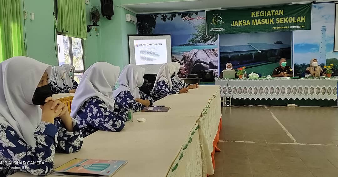 Jaksa Masuk Sekolah