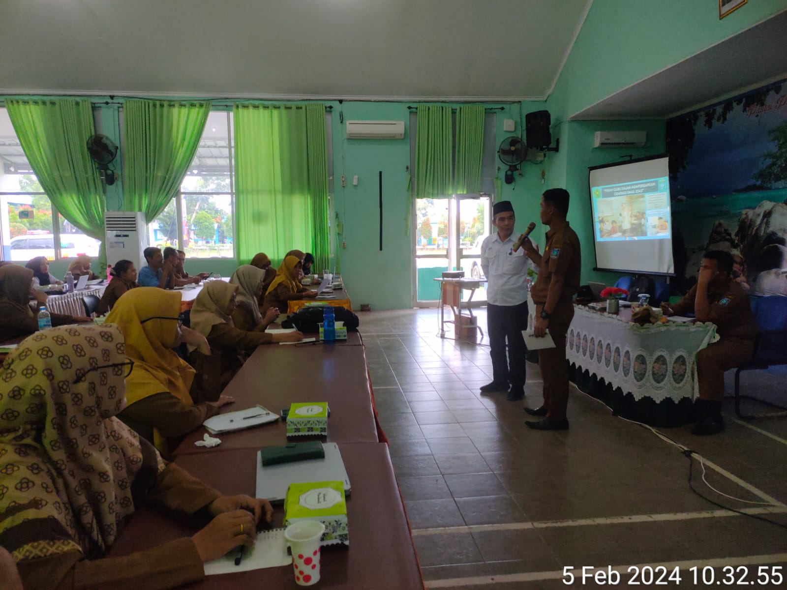 BIMTEK  materi motivasi pendidikan