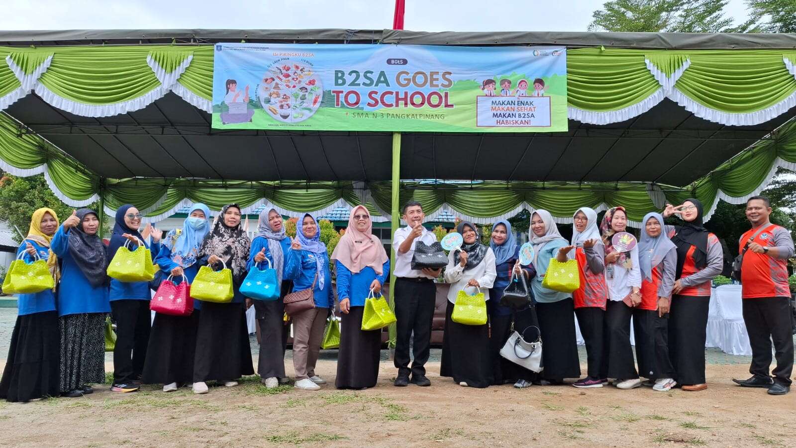 B2SA GOES TO SCHOOL