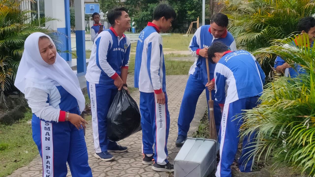 Kerja bakti maret