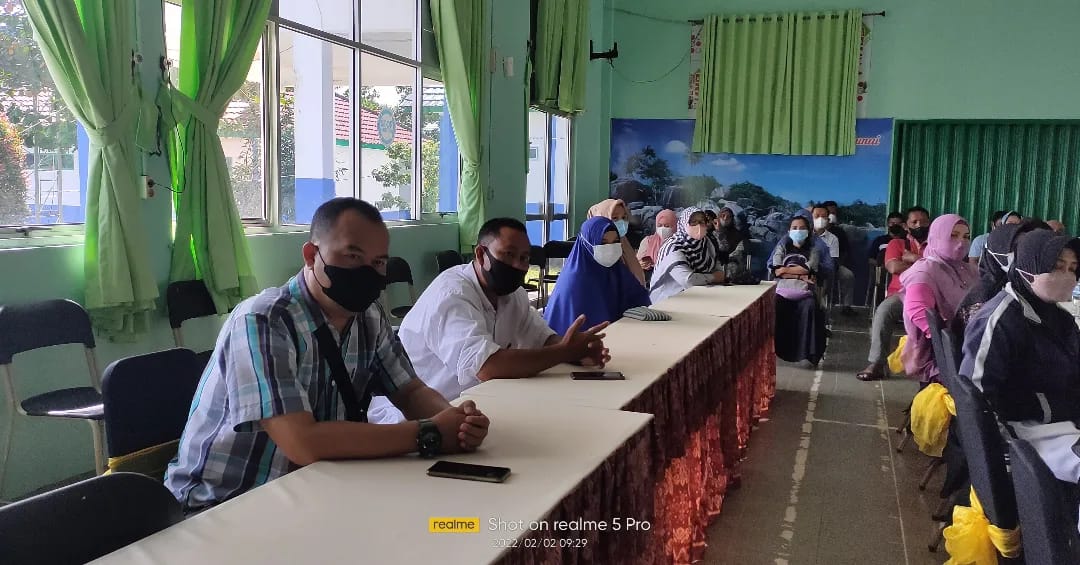 lanjutan .Sosialisasi Program kerja peningkatan Mutu penddikan melalui Klinik Belajar dan Klinik Unggulan di SMA Negeri 3 pangkalpinang.